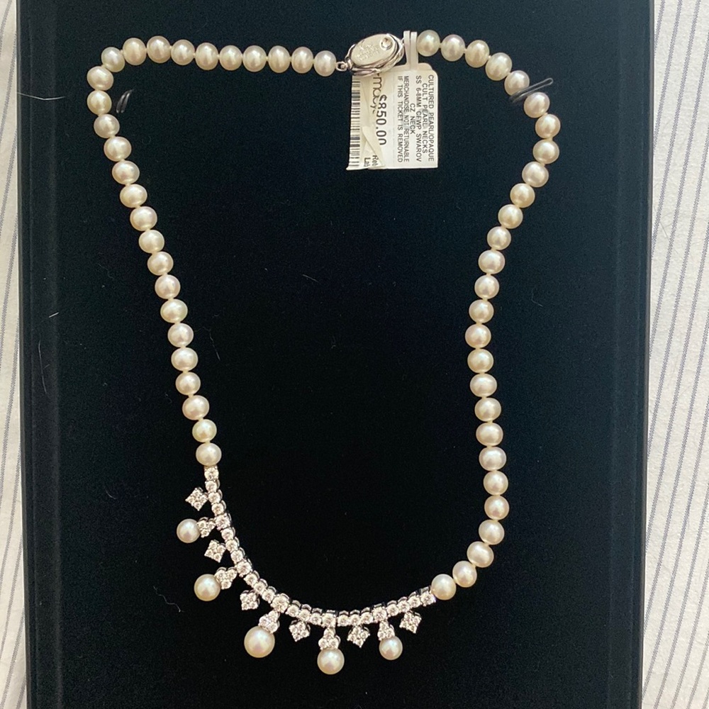 R.H Macy & Co. Fine Jewelry Pearl Necklace
